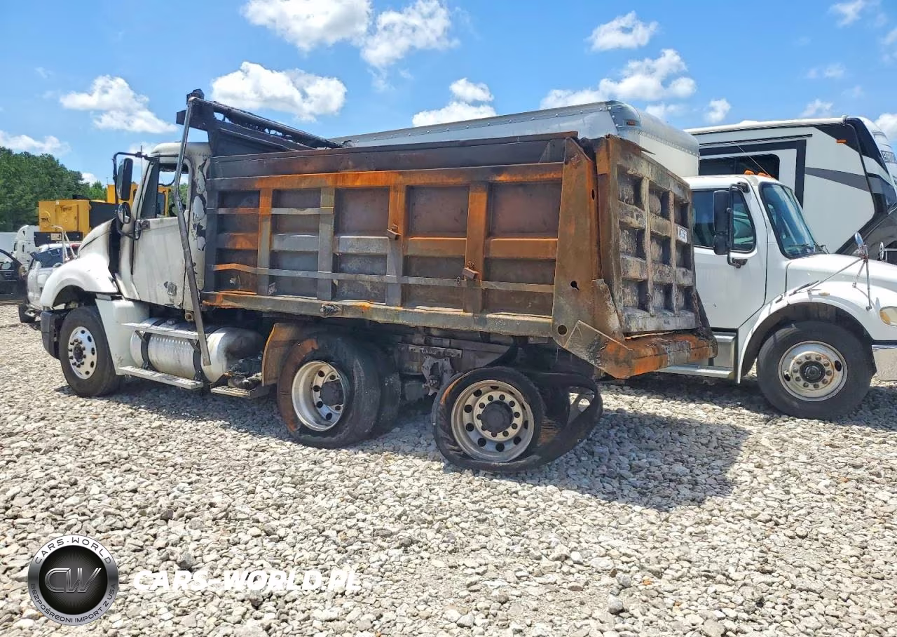 2006 Freightliner Columbia 120 Dump Truck VIN:1FUJA6CK36DW94324 - 3