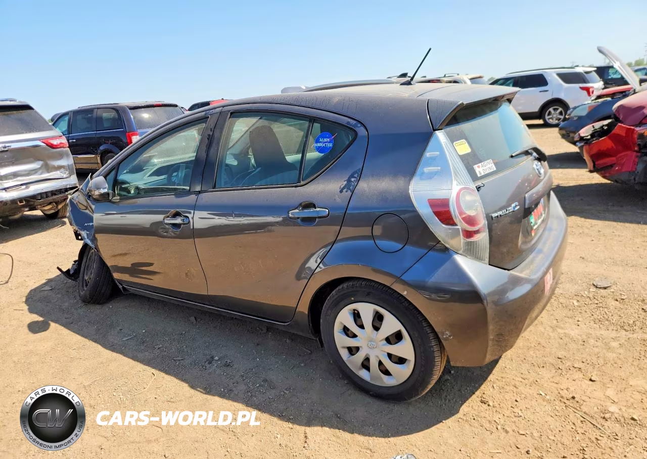 2013 Toyota Prius C One VIN:JTDKDTB36D1050973 - 2