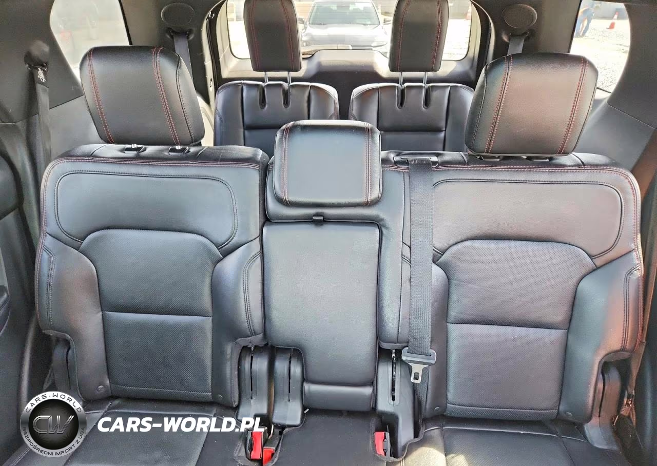 2018 Ford Explorer Sport VIN:1FM5K8GT1JGA29798 - 10
