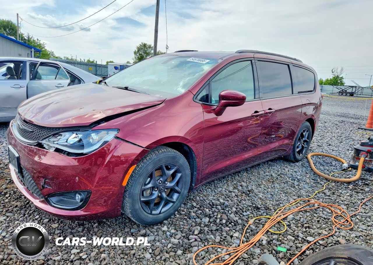 2018 Chrysler Pacifica Touring L