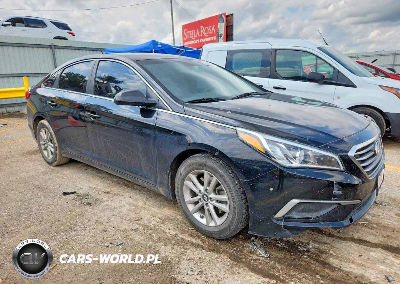 2016 Hyundai Sonata Se VIN:5NPE24AF2GH415635 - 4