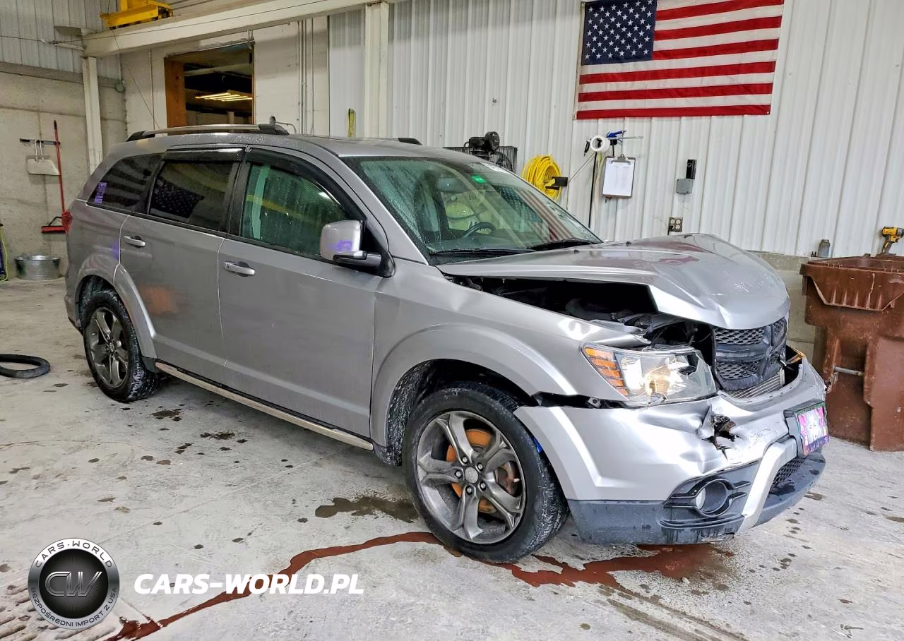2015 Dodge Journey Crossroad VIN:3C4PDCGG1FT676993 - 4