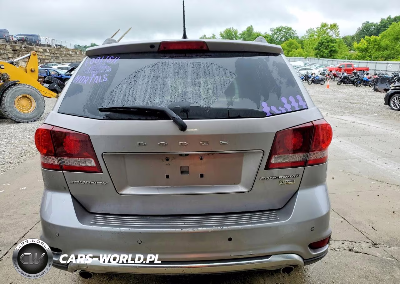 2015 Dodge Journey Crossroad VIN:3C4PDCGG1FT676993 - 6