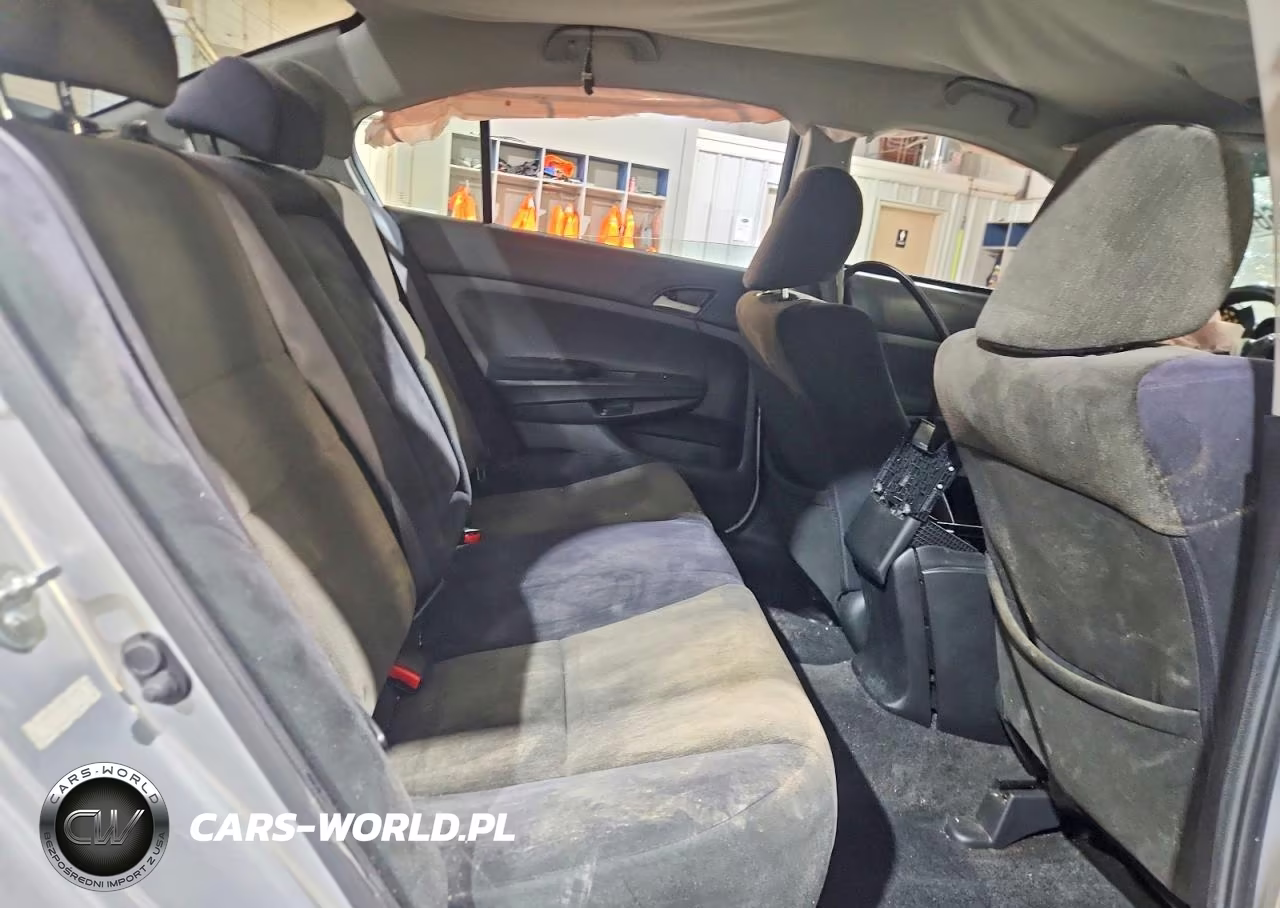 2010 Honda Accord Lx VIN:1HGCP2F37AA066516 - 10