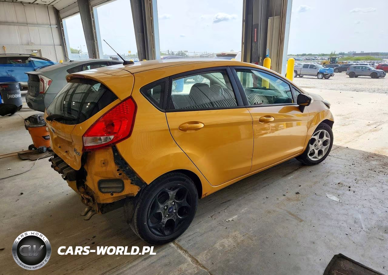 2011 Ford Fiesta Ses VIN:3FADP4FJ6BM114143 - 3