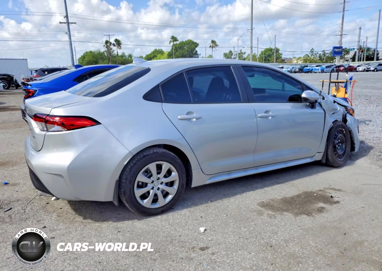 2026 Toyota Corolla Le VIN:5YFB4MDE4TP401944 - 3