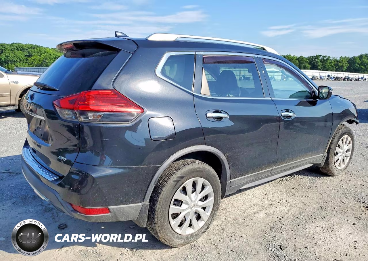 2017 Nissan Rogue S VIN:KNMAT2MV8HP514663 - 3