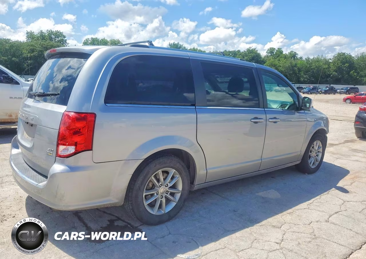 2019 Dodge Grand Caravan Sxt VIN:2C4RDGCG6KR808083 - 3