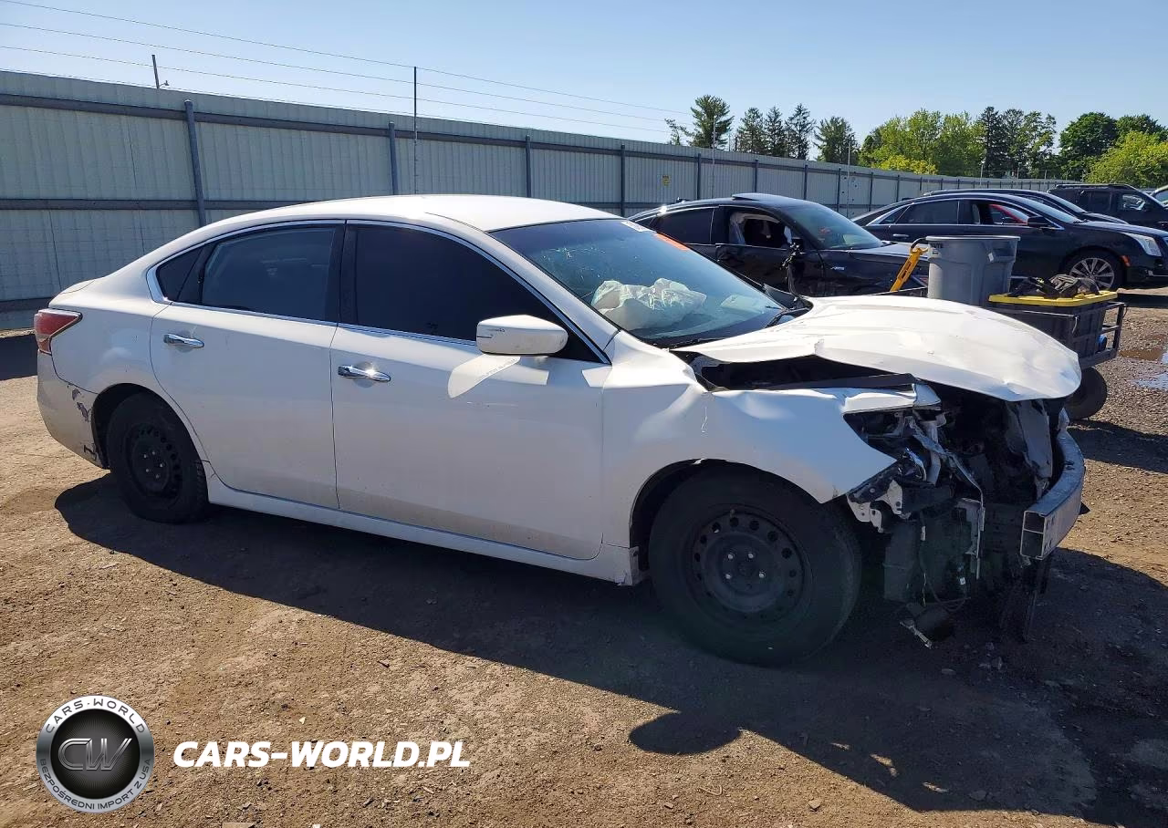2016 Nissan Altima 2.5 S VIN:1N4AL3AP0GN351356 - 4