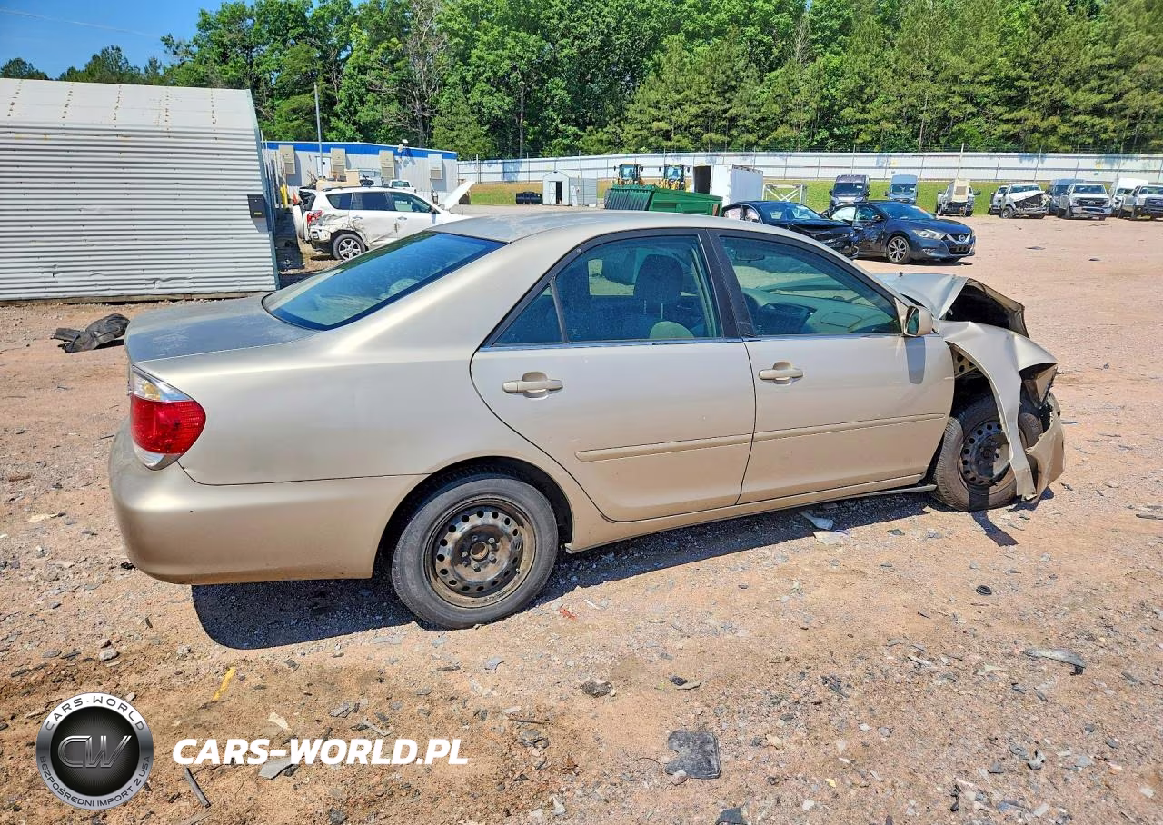 2005 Toyota Camry VIN:4T1BE32K35U089648 - 3