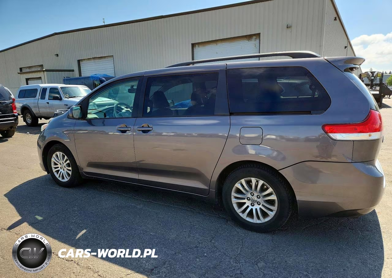 2011 Toyota Sienna Xle 8-Passenger VIN:5TDYK3DC6BS171211 - 2