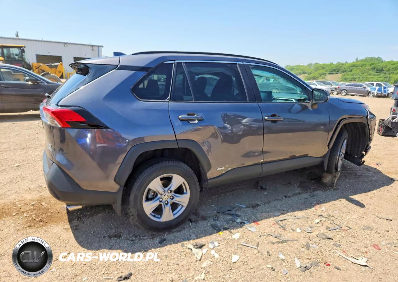 2022 Toyota Rav4 Xle VIN:4T3RWRFVXNU055815 - 3