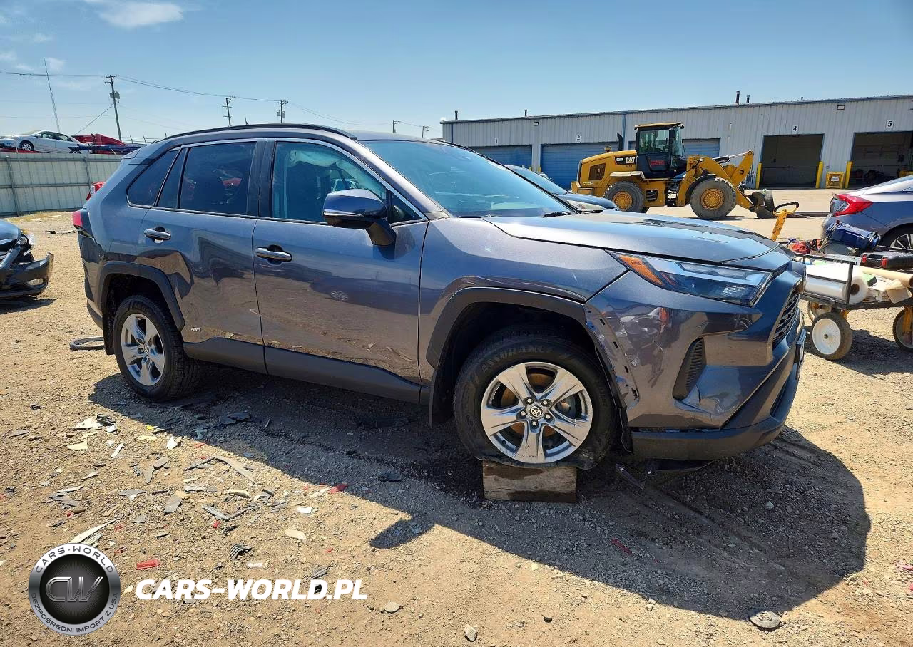 2022 Toyota Rav4 Xle VIN:4T3RWRFVXNU055815 - 4