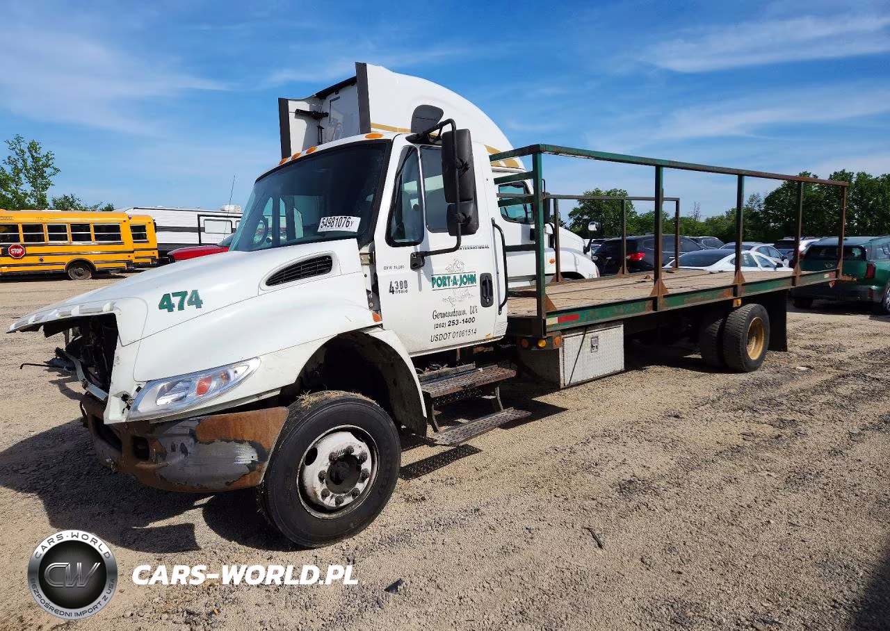2003 International 4000 4300 - Delivery Truck