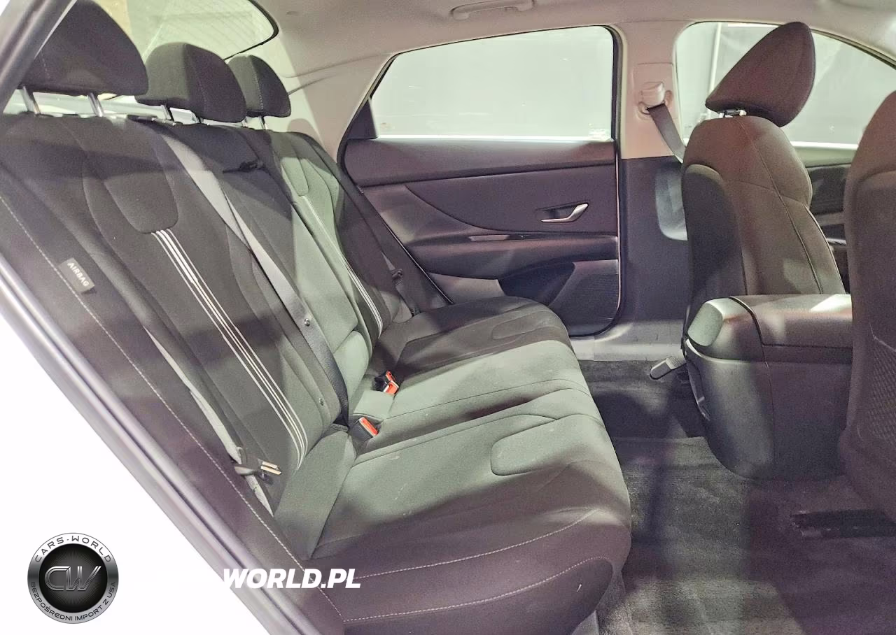 2025 Hyundai Elantra Sel VIN:KMHLS4DG2SU914019 - 10