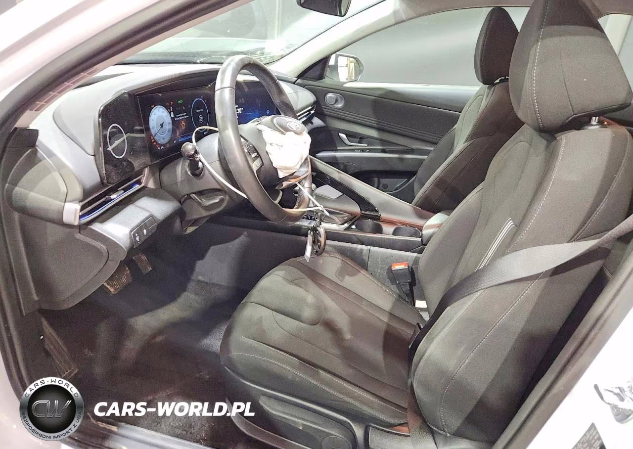 2025 Hyundai Elantra Sel VIN:KMHLS4DG2SU914019 - 7