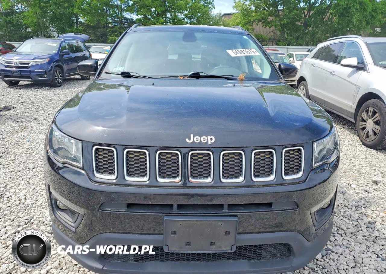 2018 Jeep Compass Latitude VIN:3C4NJDBB9JT402161 - 5