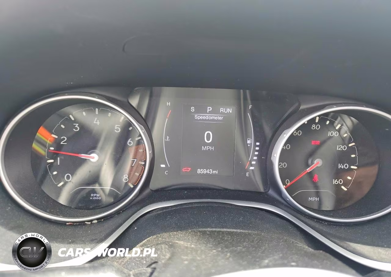 2018 Jeep Compass Latitude VIN:3C4NJDBB9JT402161 - 9