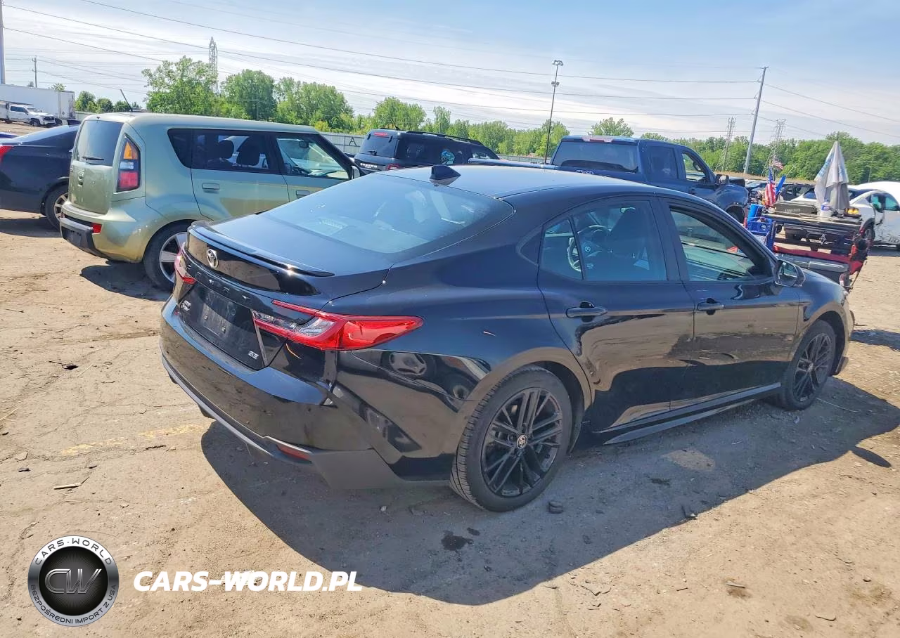 2025 Toyota Camry Se VIN:4T1DBADK5SU512227 - 3