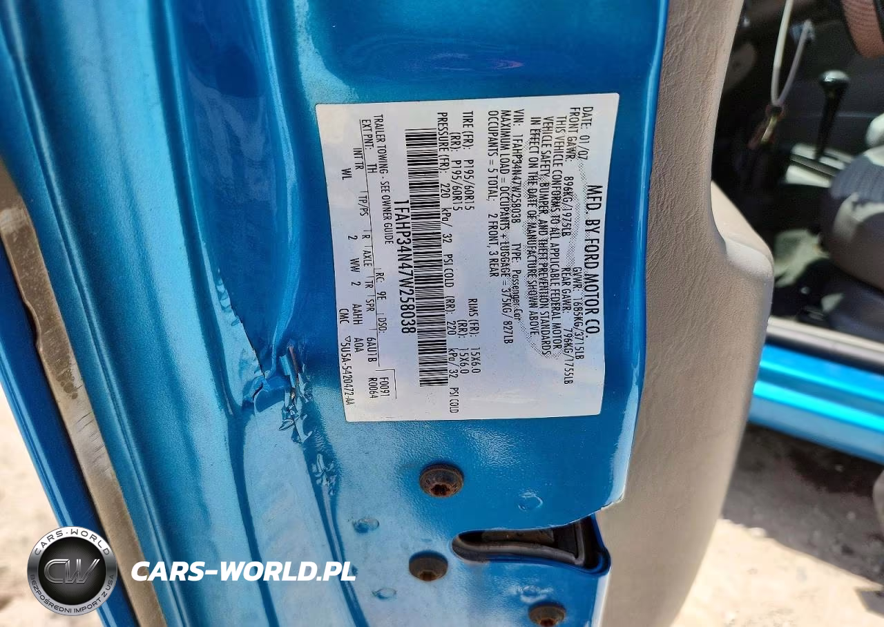 2007 Ford Focus Zx4 VIN:1FAHP34N47W258038 - 13