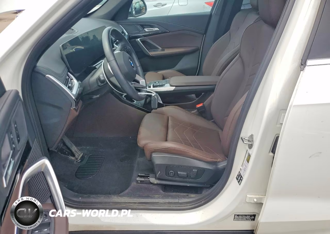 2024 BMW X1 xDrive28I VIN:WBX73EF02R5Y31805 - 7