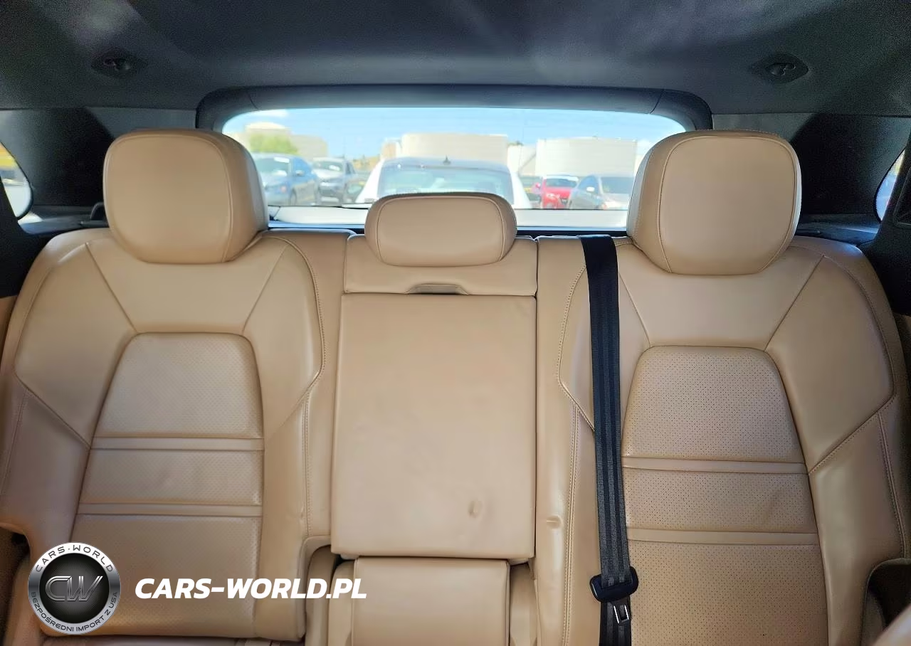 2019 Porsche Cayenne VIN:WP1AA2AY1KDA12914 - 10