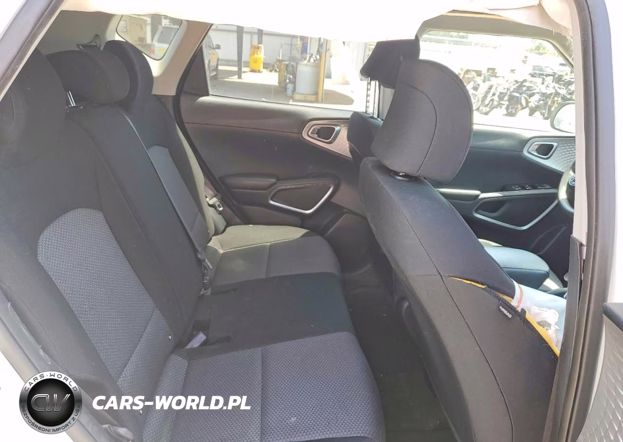 2021 Kia Soul Lx VIN:KNDJ23AU1M7130948 - 11