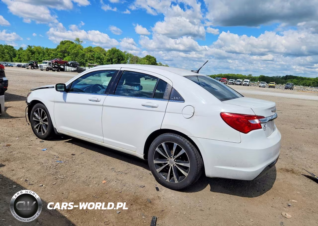 2013 Chrysler 200 Touring VIN:1C3CCBBG7DN715848 - 2