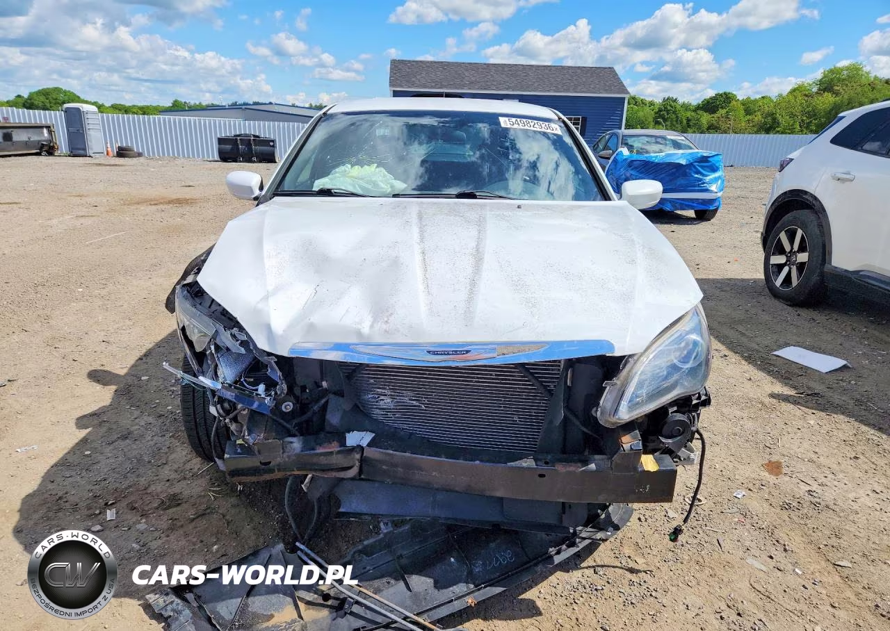 2013 Chrysler 200 Touring VIN:1C3CCBBG7DN715848 - 5