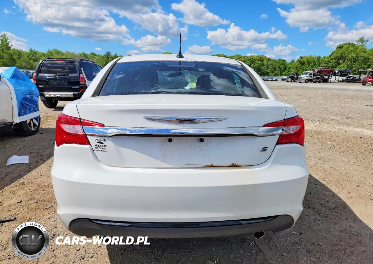 2013 Chrysler 200 Touring VIN:1C3CCBBG7DN715848 - 6