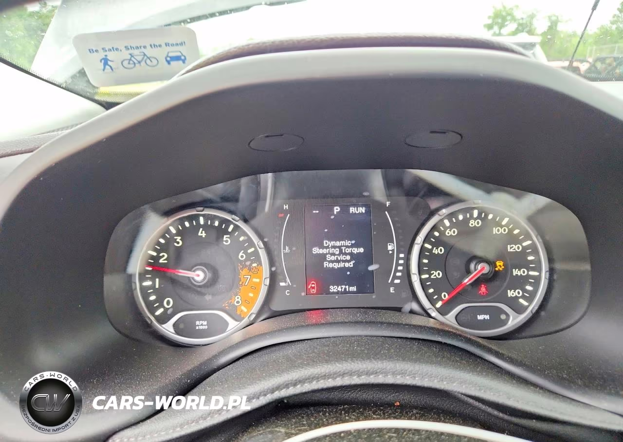 2017 Jeep Renegade Latitude VIN:ZACCJBBB7HPG59042 - 9