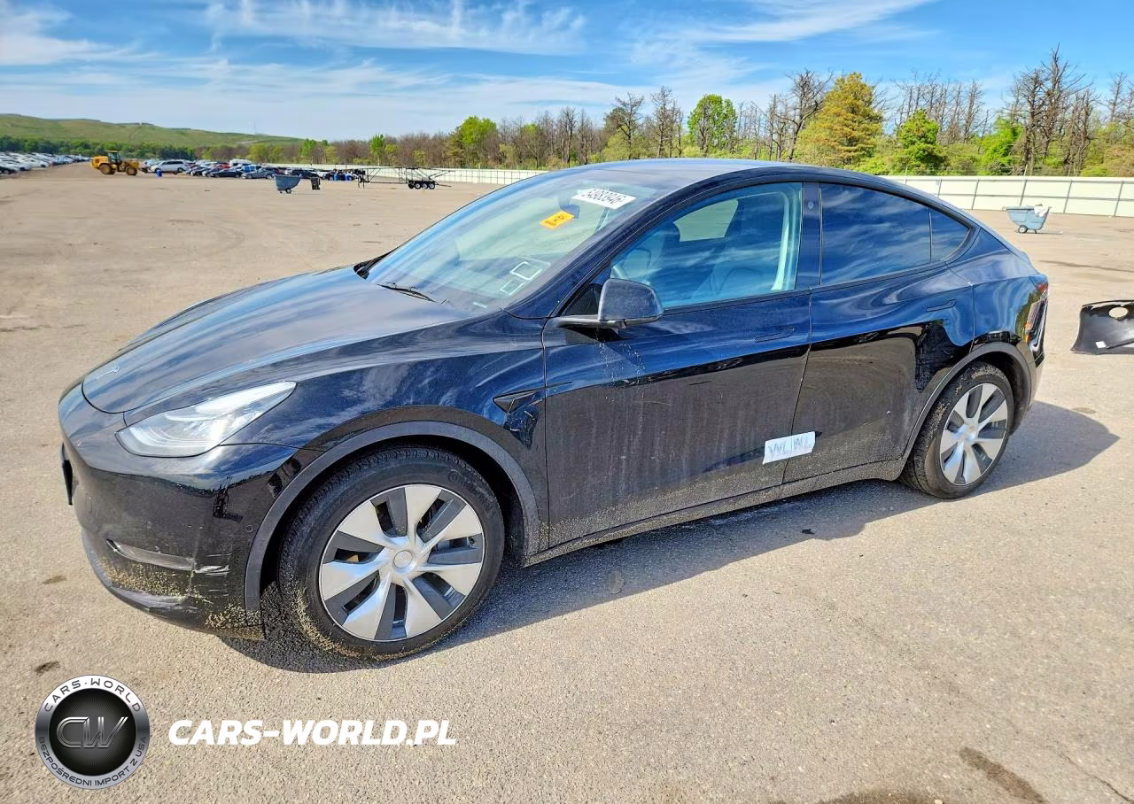 2022 Tesla Model Y – zdjęcie 1 z 13