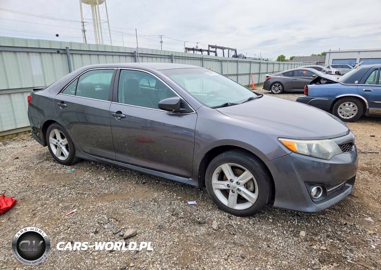2014 Toyota Camry Se VIN:4T1BF1FK7EU738380 - 4