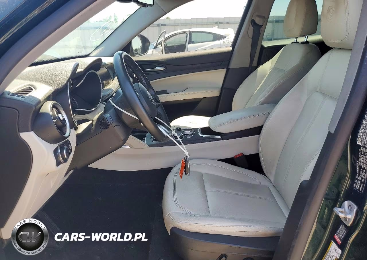 2021 Alfa Romeo Stelvio Sport VIN:ZASPAJAN9M7D11264 - 7