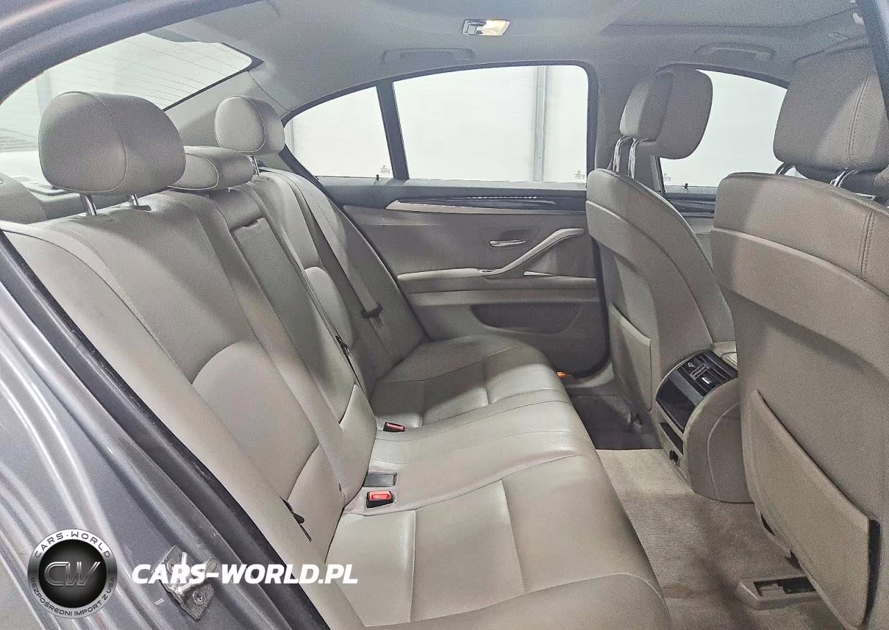 2012 BMW 528 I VIN:WBAXG5C50CDY29918 - 10
