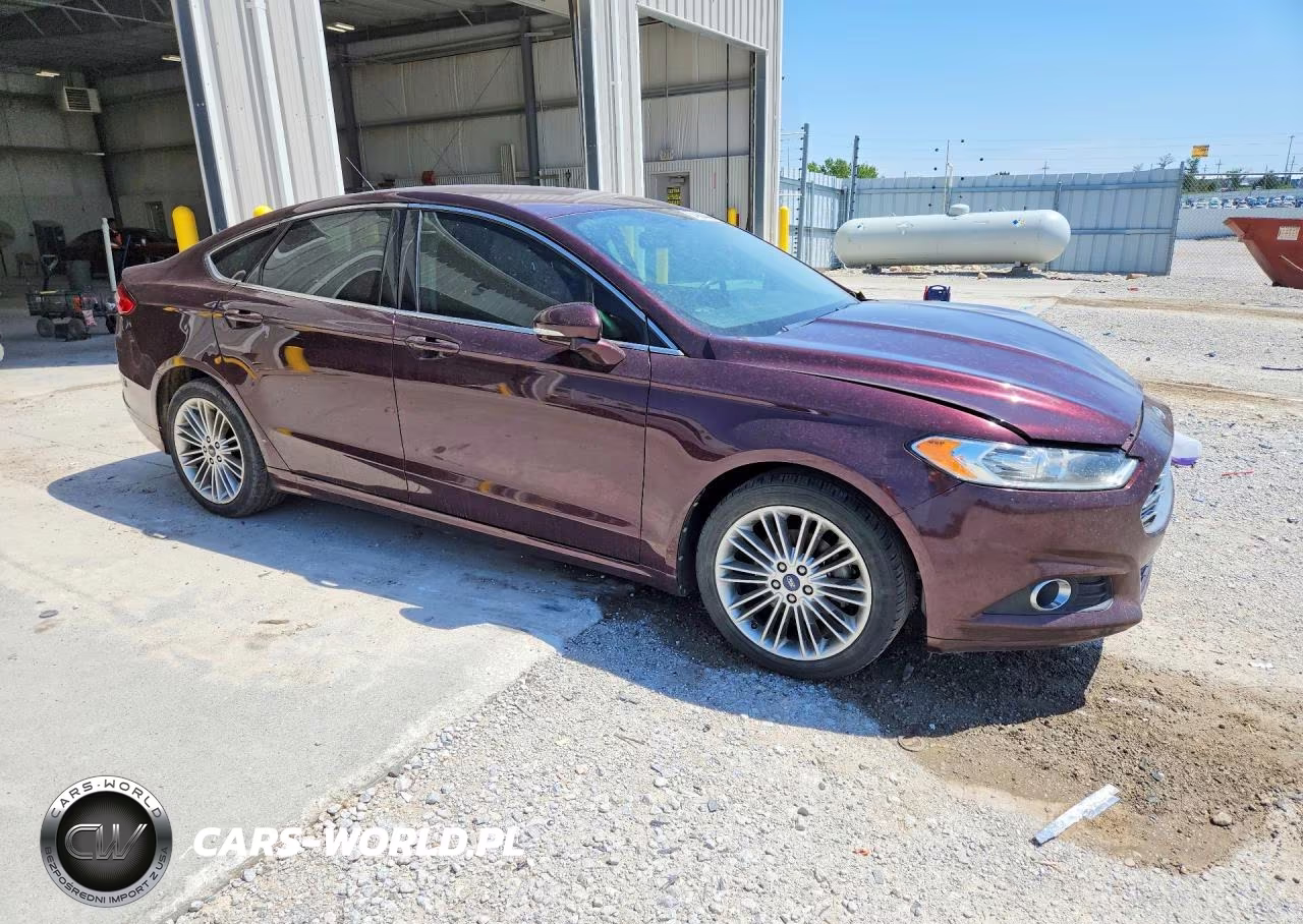 2013 Ford Fusion Se VIN:3FA6P0H97DR221065 - 4