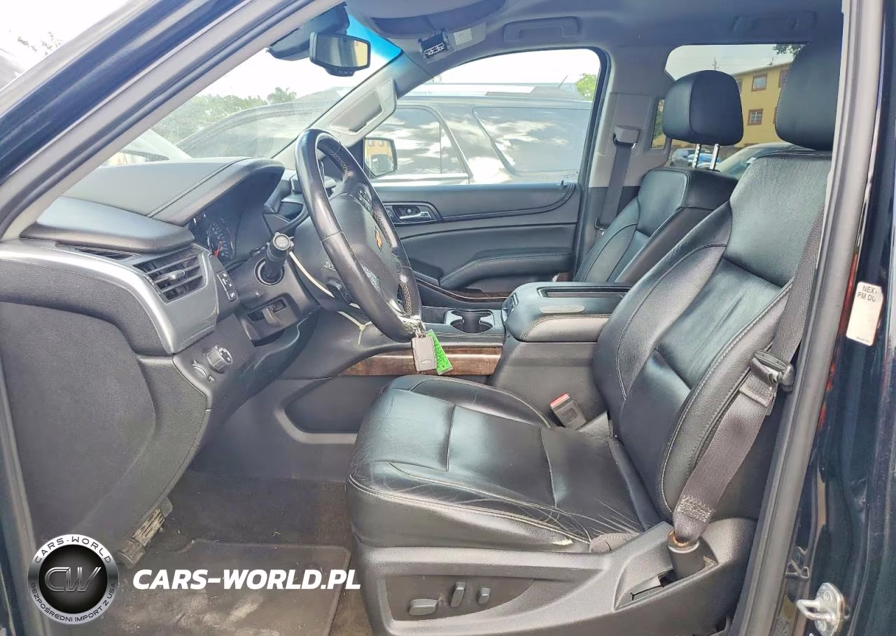 2018 Chevrolet Suburban C1500 Lt VIN:1GNSCHKC6JR179235 - 7