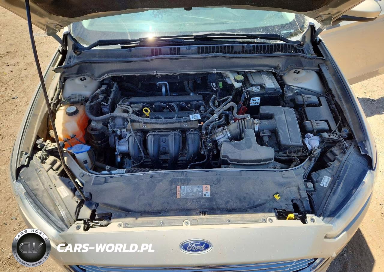 2015 Ford Fusion S VIN:3FA6P0G75FR213856 - 11