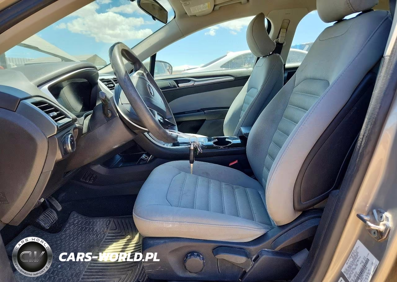 2015 Ford Fusion S VIN:3FA6P0G75FR213856 - 7