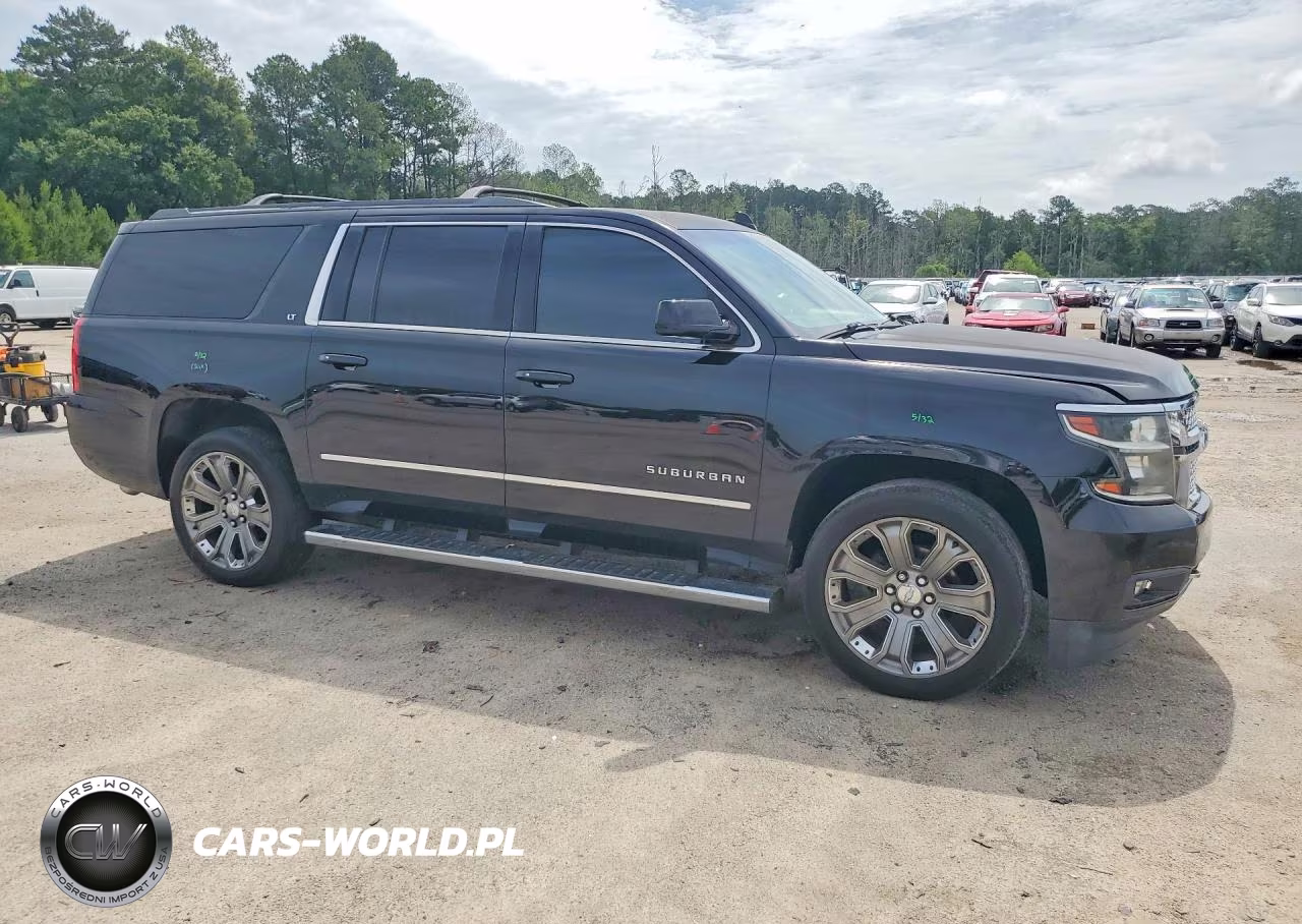 2016 Chevrolet Suburban C1500 Lt VIN:1GNSCHKC0GR443686 - 4