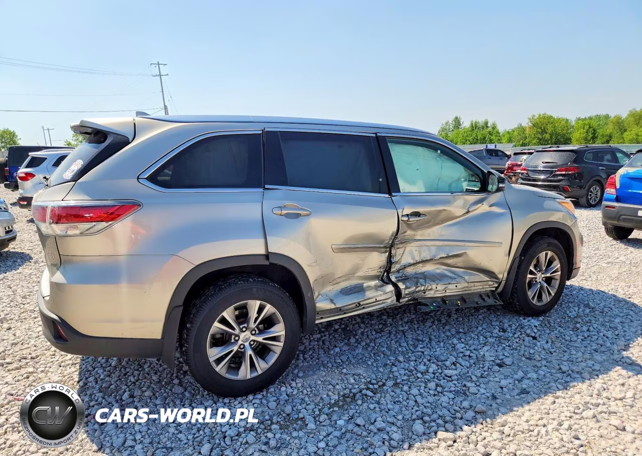 2015 Toyota Highlander Xle VIN:5TDJKRFH7FS183757 - 3
