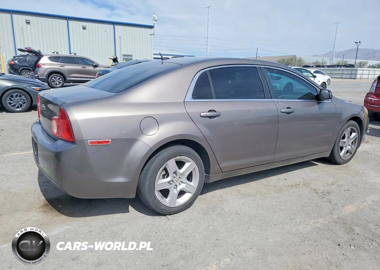 2011 Chevrolet Malibu Ls VIN:1G1ZB5E10BF397329 - 3