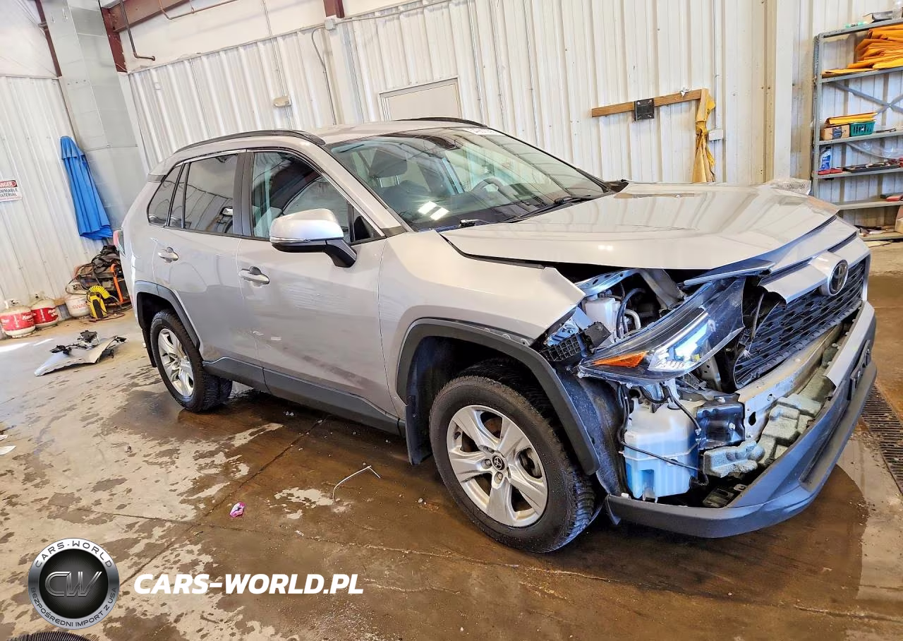 2021 Toyota Rav4 Xle VIN:2T3P1RFV1MC224061 - 4
