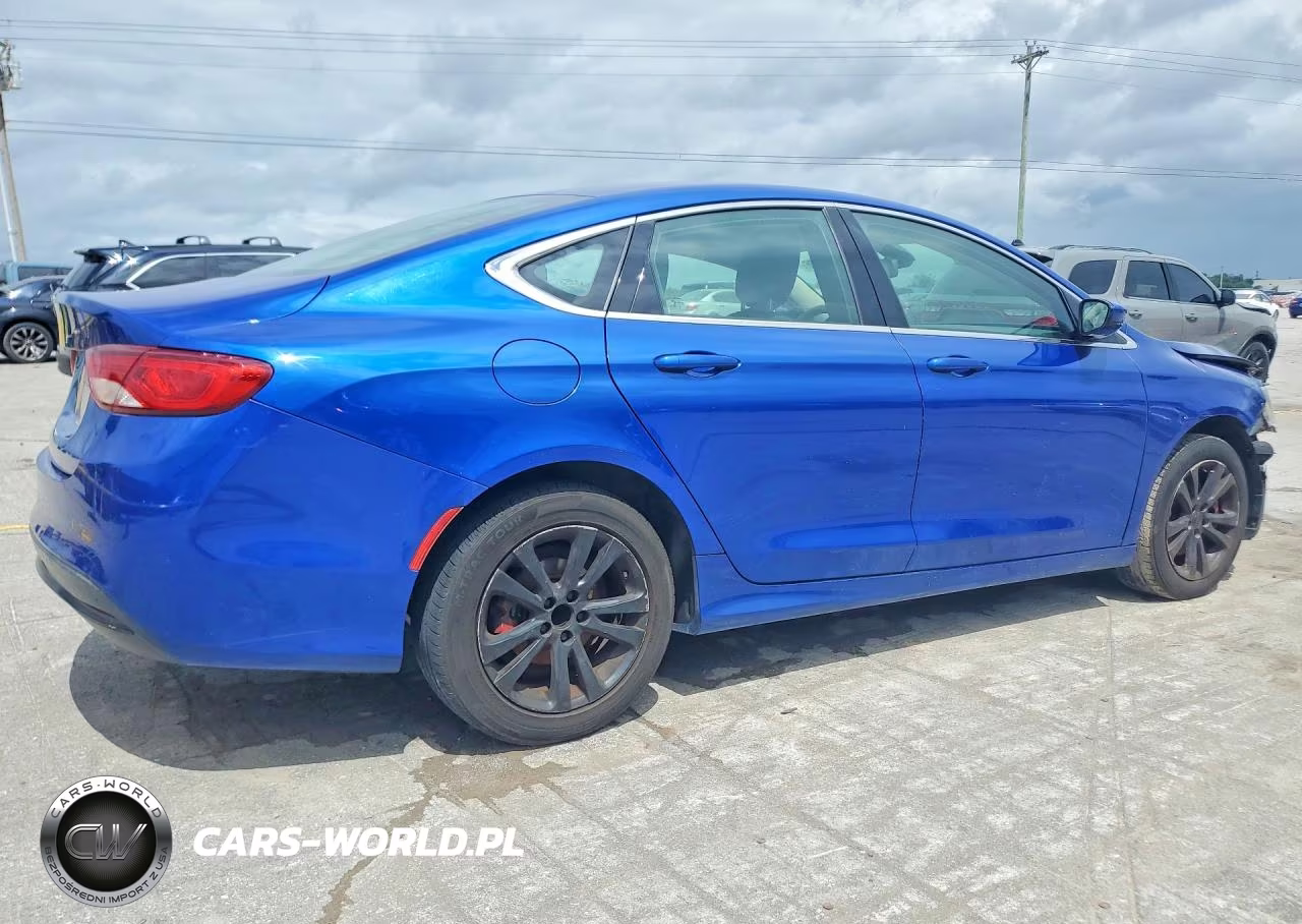 2015 Chrysler 200 Limited VIN:1C3CCCAB0FN714118 - 3