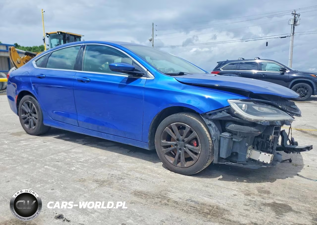 2015 Chrysler 200 Limited VIN:1C3CCCAB0FN714118 - 4