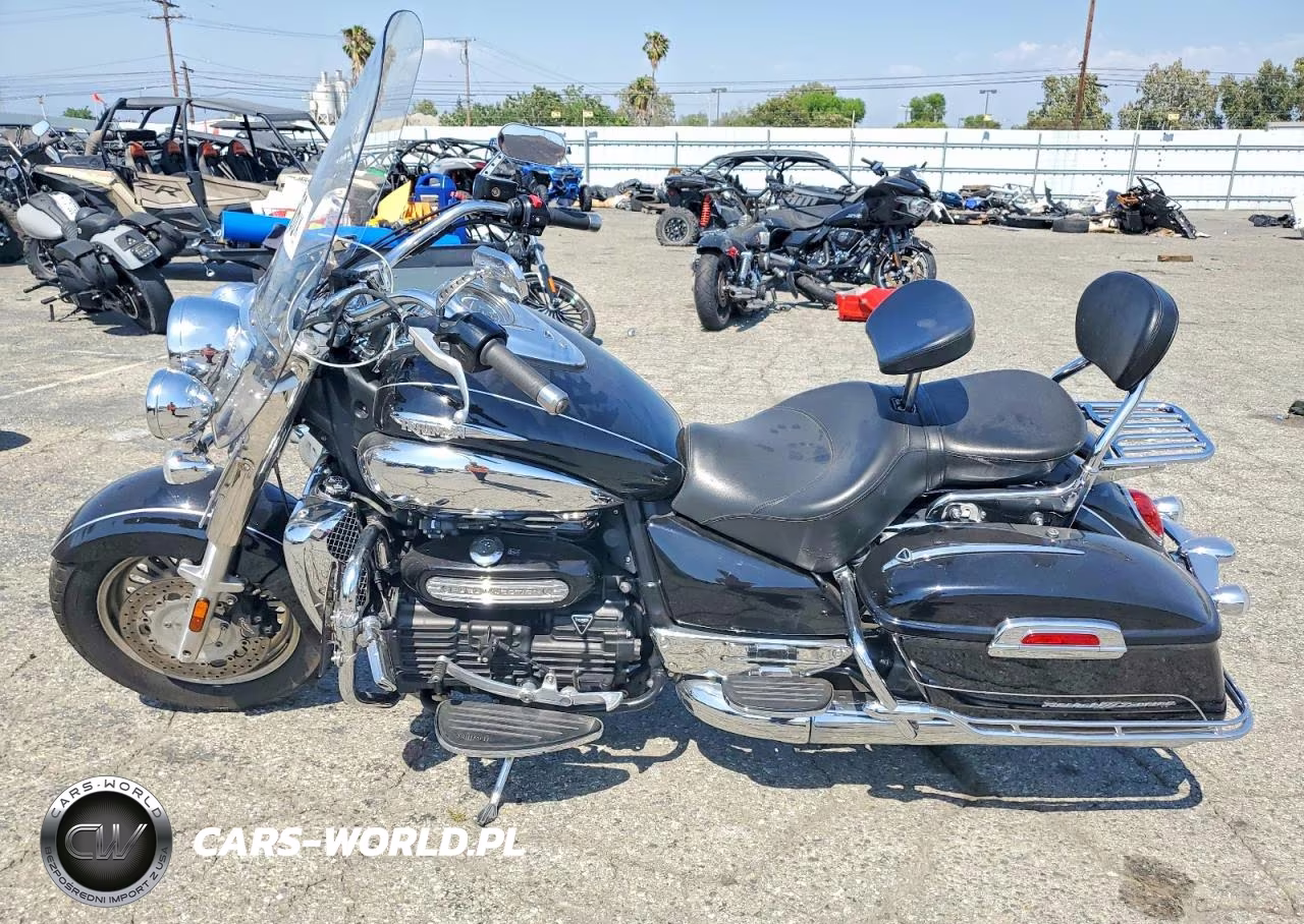 2011 Triumph Motorcycle Rocket Iii Touring VIN:SMTC05LRXBJ458082 - 3