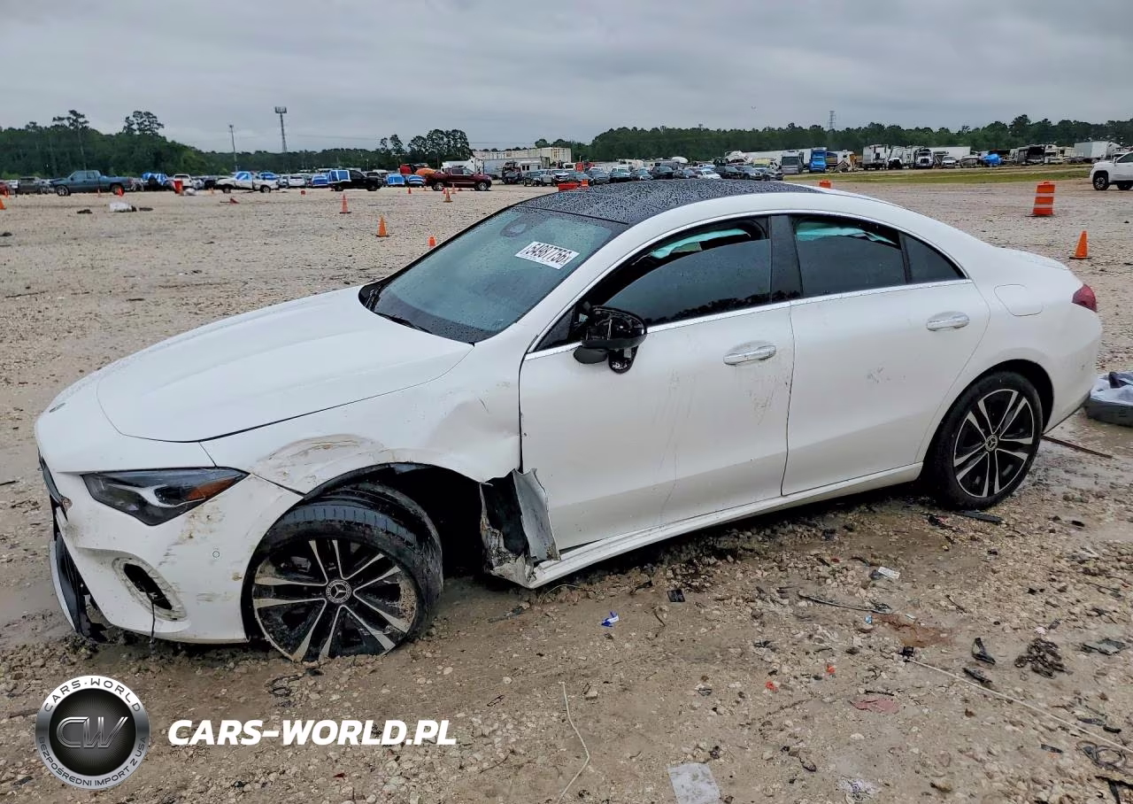2025 Mercedes-Benz Cla 250 – zdjęcie 1 z 12