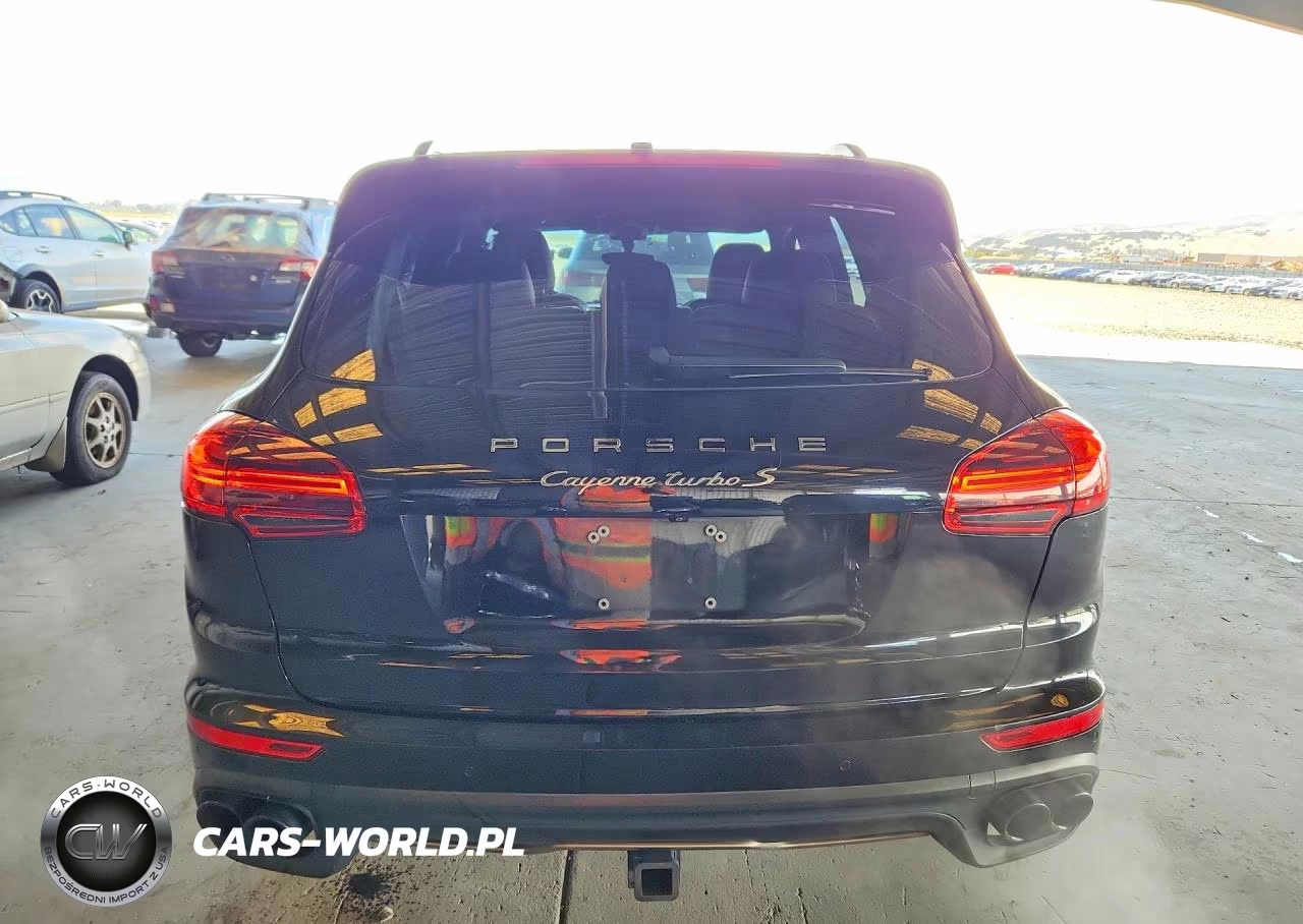 2017 Porsche Cayenne Turbo VIN:WP1AC2A26HLA97026 - 6