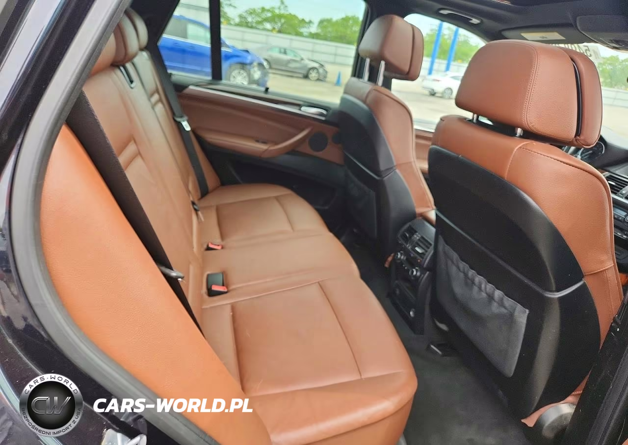 2013 BMW X5 xDrive50I VIN:5UXZV8C55D0C16500 - 11