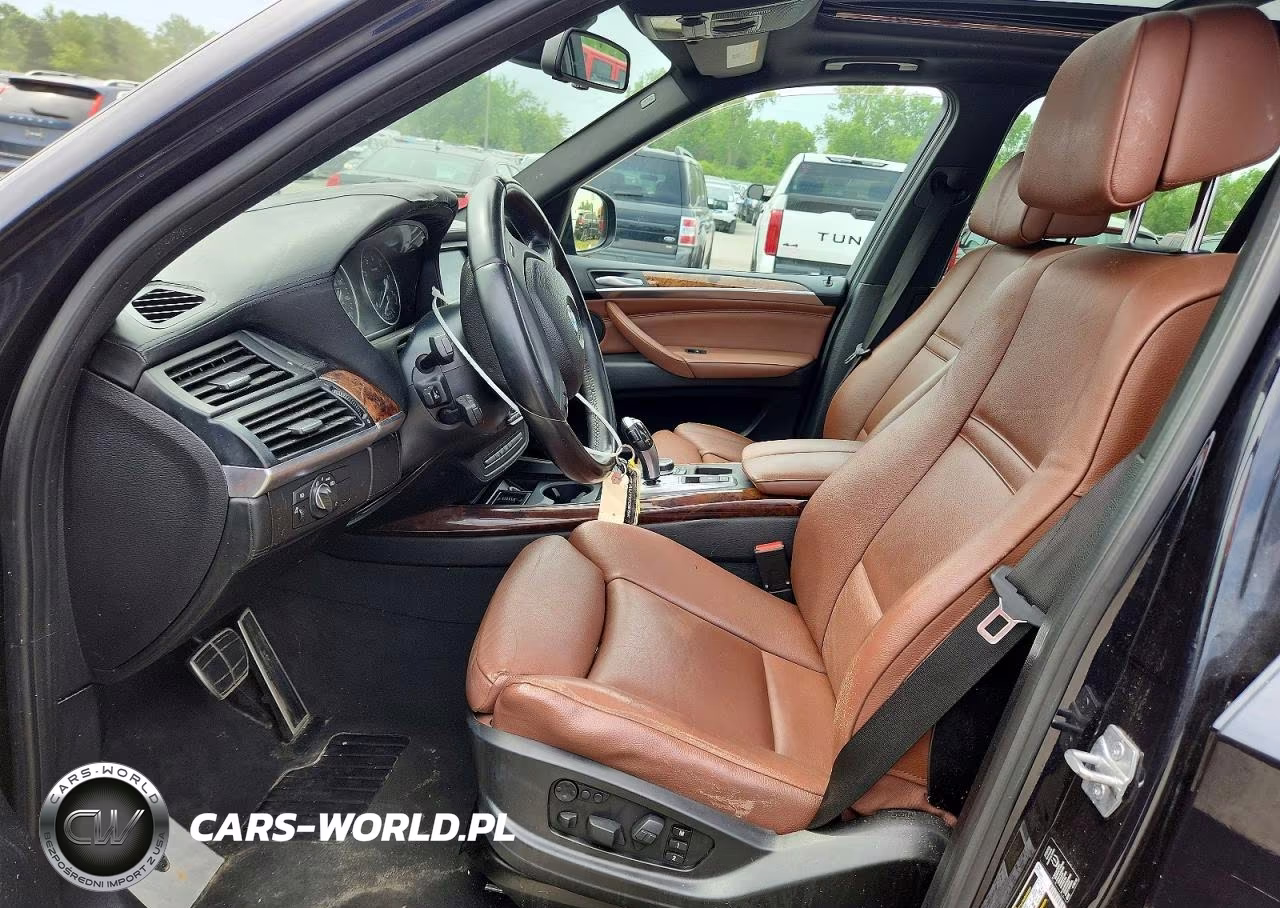 2013 BMW X5 xDrive50I VIN:5UXZV8C55D0C16500 - 7